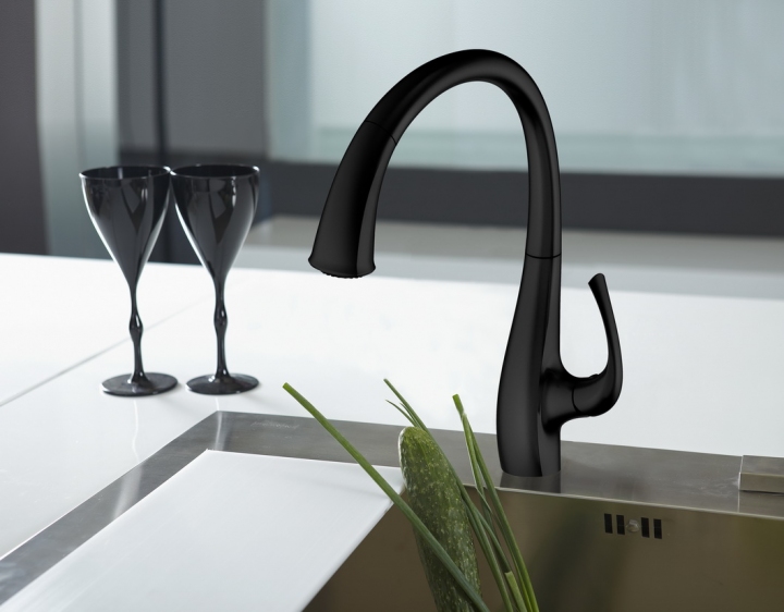 Blue Water Grasse rubinetto da cucina verticale nero 5901730615661