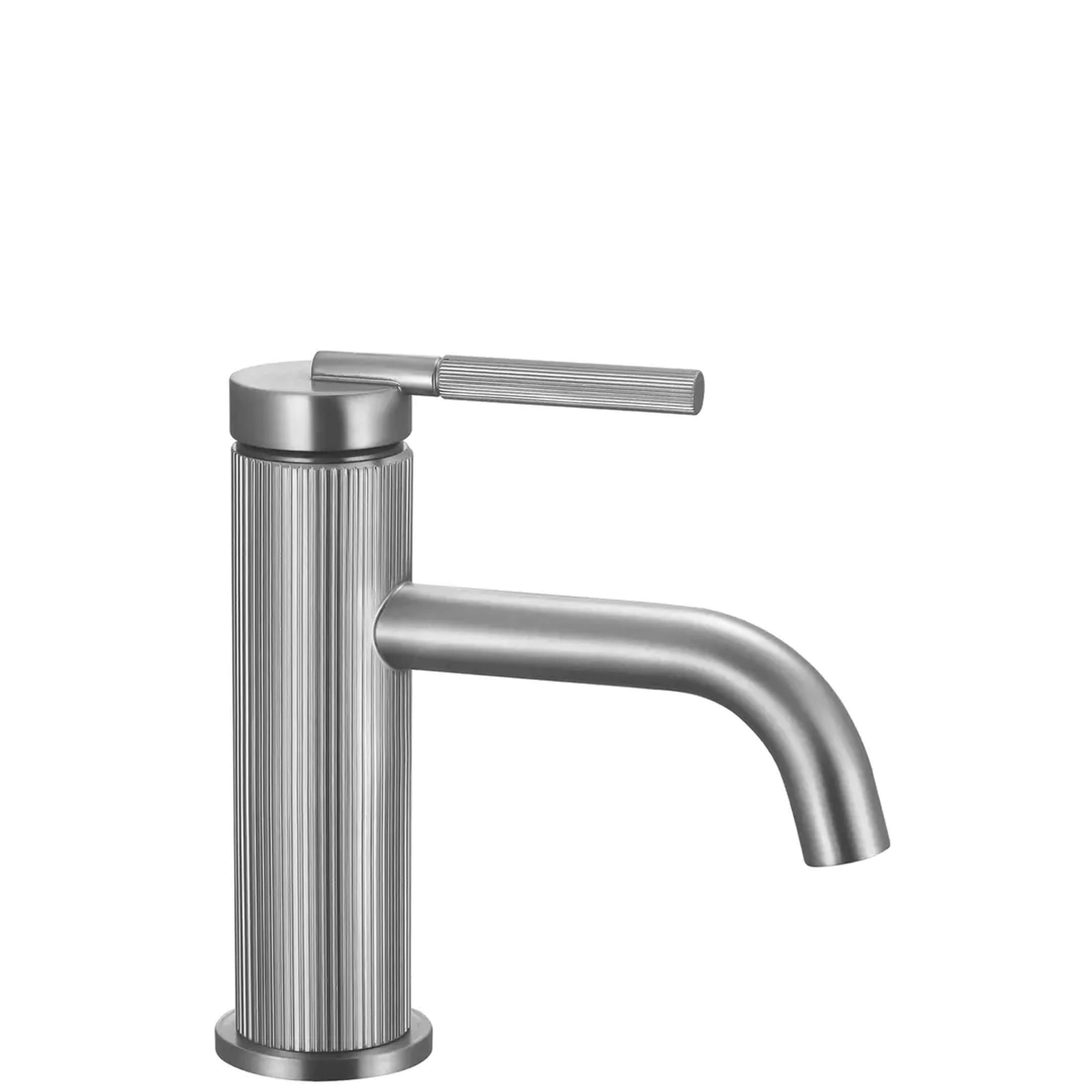 Rea Argon rubinetto per lavabo verticale nichel REA-B6449