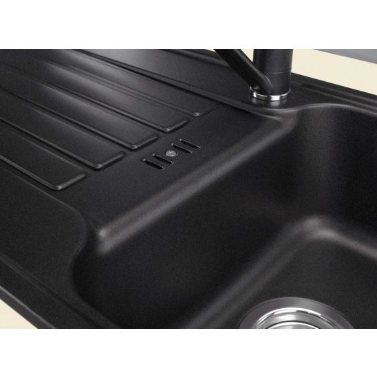 Set lavello in granito Blanco Favos 45 S 516617, rubinetto da cucina Hagser Emma HGR40000035