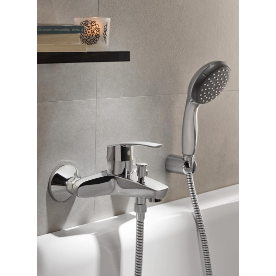 Set rubinetto per vasca e doccia Grohe Eurosmart 33300002, rubinetto per lavabo Grohe Eurosmart 33265002