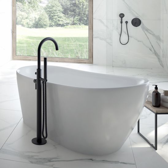 Set vasca da bagno freestanding Oltens Gocta 12006000, copertura piletta Oltens 09002810, 09004810