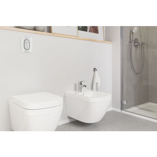 Set vaso WC Grohe Euro Ceramic 39703000, modulo di installazione con placca di comando e guarnizione Grohe Solido 39930000