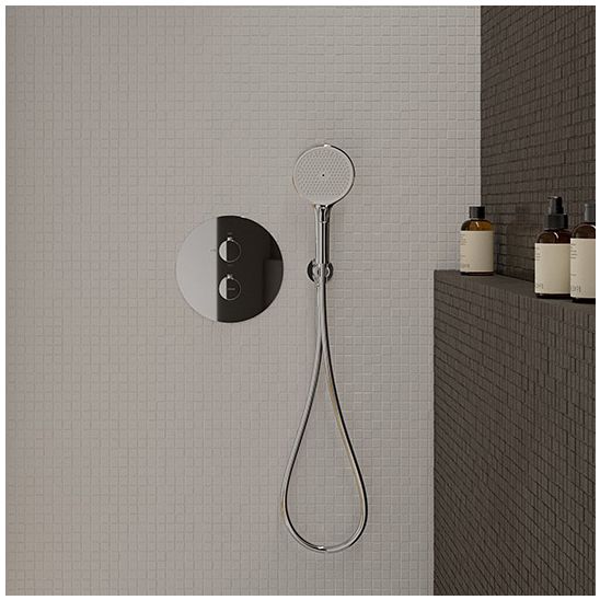Set rubinetto per vasca e doccia Oltens Katla 34600100, soffione doccia Oltens Regna 37009100, 39403100, 37109100, 39304100, 37200100