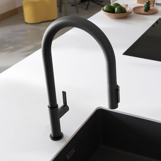 Set rubinetto da cucina Franke Maris Slim Clear Water J Pull-Out 120.0730.911, filtro sottolavello Franke Clear Water 133.0284.025