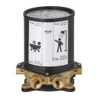 Set rubinetto per vasca e doccia Grohe Essence 23491001, elemento di montaggio a pavimento Grohe 45984001, 23590001