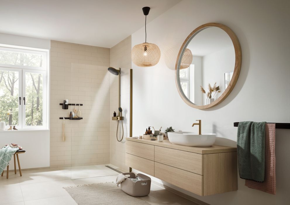 Bagno chiaro in colori caldi